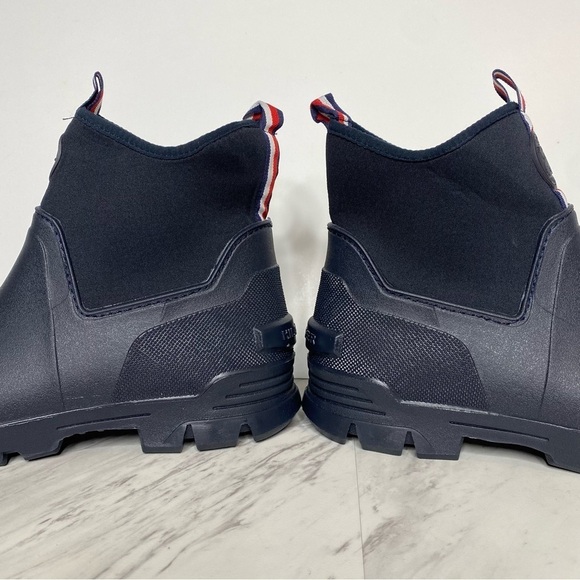 New! Tommy Hilfiger Candid Rain Boot 8 - Picture 7 of 11
